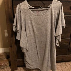 Super cute maternity top